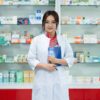 apotheek, automaterialenwinkel, babyspeciaalzaak, bakkerij, bouwcentrum, bouwmarkt, computerservice, delicatessenwinkel, dierenwinkel, doe-het-zelfwinkel, drogisterij, edelsmid, electronica, etenswaren, fietsenwinkel, fotowinkel, fourniturenwinkel, gereedschap, gereedschapmaker, goudsmid, groencentrum, groentewinkel, herstellen, houthandel, ijzerwaren, instrumentmaker, kampeerwinkel, keukeninrichting, kledingwinkel, kledingzaak, kleinvakwinkel, klokkenmaker, kringloopbedrijf, kringloopcentrum, kringloopwinkel, meubelwinkel, non-food, parfumerie, poelier, reparatiebedriif, repareren, retail, rijwielhandel, sanitairwinkel, schoenwinkel, slagerij, slijterij, speciaalzaak, stoffenwinkel, supermarkt, textielservice, textielwinkel, traiteur, tuincentrum, tweedehandsgoederen, verkopen, vishandel, visverwerking, viswinkel, vloerenhandel, warenhuis, watersportwinkel, werkplaats, witgoed, woninginrichting, zilversmid