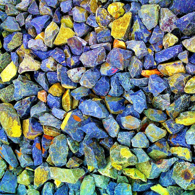asfalt, asfaltproducten, beton, betonindustrie, betonmortel, betonproducten, cellenbeton, cement, cementklinkers, cementproducten, complexe minerale industrie, elektrografiet, gasbeton, gips, gipsbeton, gipsproducten, glas, glasindustrie, glasvezels, glaswerk, glaswol, grind, grondwal, holglas, huishoudelijk aardwerk, isolatiemateriaal, kalkzandsteen, keramiek, keramische producten, koolstof, magnesiumoxide, mergel, minerale producten industrie, mineralen, mortel, natuursteenbewerking, ongebluste kalk, plavuizen, polijstmiddel, sanitair aardewerk, schuurlinnen, schuurmiddel, schuurpapier, sieraardewerk, slijpmiddel, specie, steen, steen winnen, steenindustrie, steenkolen, steenkool, steenwol, stortklaar beton, tegel, vezelcement producten, vlakglas, zand, zand winnen
