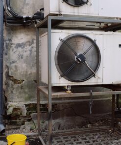 airco, airconditioningsinstallatie, ammoniak, bevriezen, ijskast, invriezen, koelcel, koelhuis, koelinstallatie, koelkast, koelmiddel, koolwaterstoffen, koudemiddel, sneeuwmachine, vrieshuis, vriesinstallatie, vrieskast, vrieskist, warmtepomp
